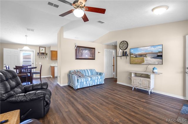 3803 S Flamingo Terrace, Homosassa, FL 34448