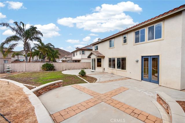 32365 Whispering Willow, Lake Elsinore, CA 92532