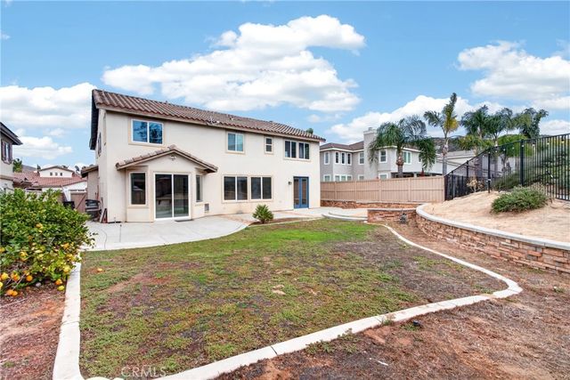 32365 Whispering Willow, Lake Elsinore, CA 92532