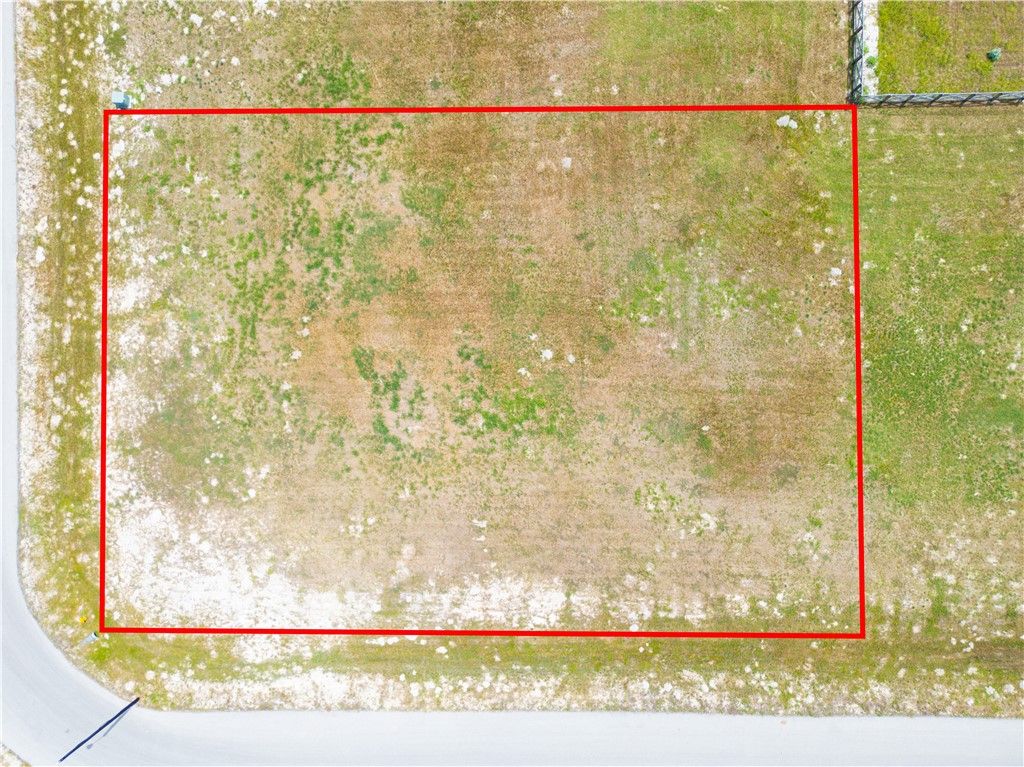 2105 Arabian Dr, Corpus Christi, TX 78418 — photo 3