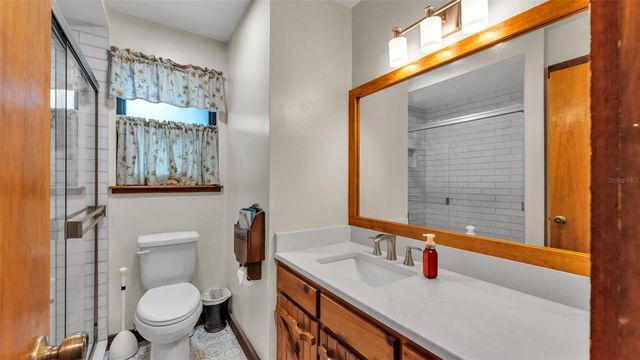 219 E LAKE MENZIES BOULEVARD, Dundee, FL 33838