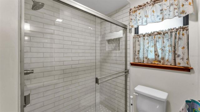 219 E LAKE MENZIES BOULEVARD, Dundee, FL 33838