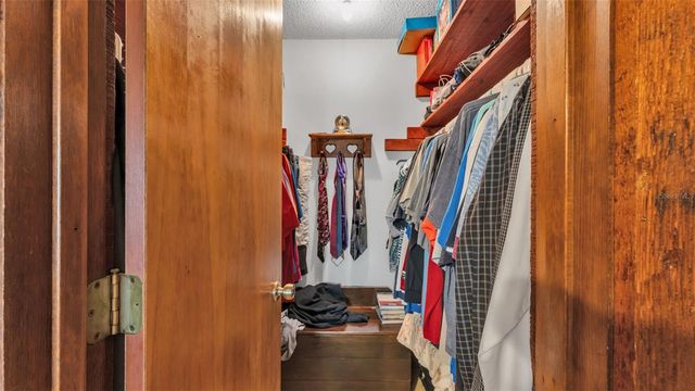 219 E LAKE MENZIES BOULEVARD, Dundee, FL 33838