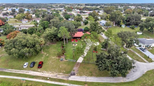 219 E LAKE MENZIES BOULEVARD, Dundee, FL 33838