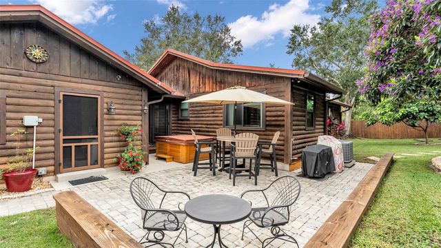 219 E LAKE MENZIES BOULEVARD, Dundee, FL 33838