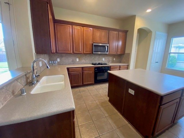 4952 Stephanie Street, Frisco, TX 75033