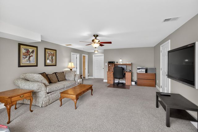 4032 Pine Grove Road, Versailles, KY 40383