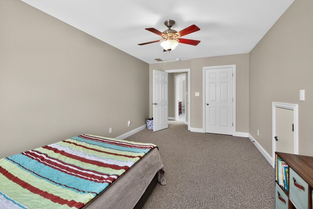 4032 Pine Grove Road, Versailles, KY 40383