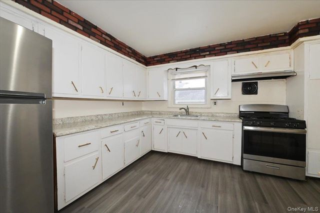 14112 250th Street, Rosedale, NY 11422