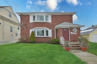 14112 250th Street, Rosedale, NY 11422