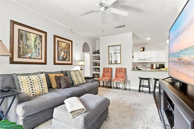 860 N ORANGE AVENUE 239, Orlando, FL 32801