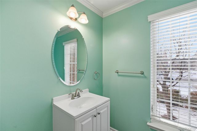 7167 Colchester Lane, Ypsilanti, MI 48197