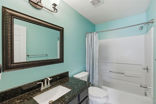 7167 Colchester Lane, Ypsilanti, MI 48197