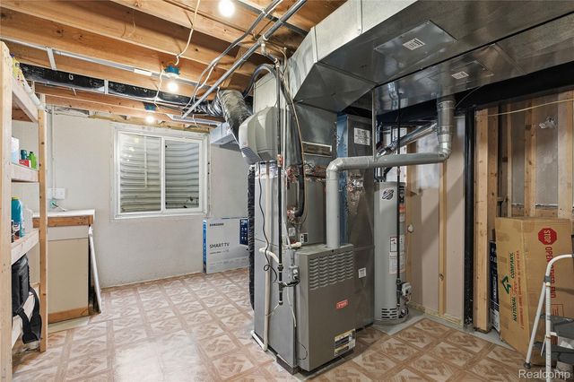 7167 Colchester Lane, Ypsilanti, MI 48197