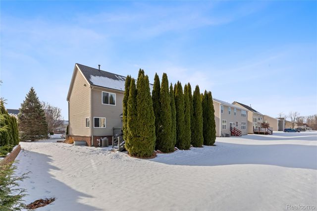 7167 Colchester Lane, Ypsilanti, MI 48197