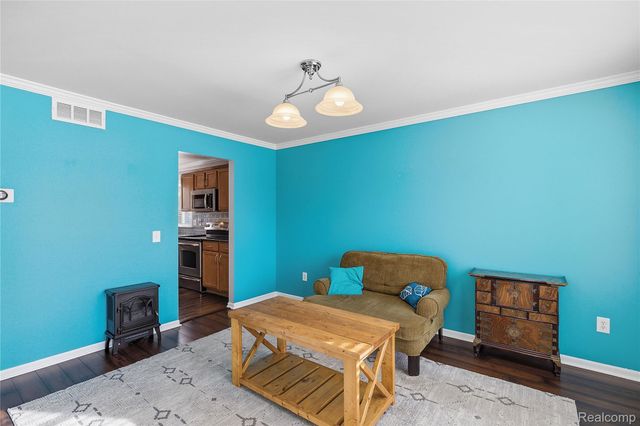 7167 Colchester Lane, Ypsilanti, MI 48197