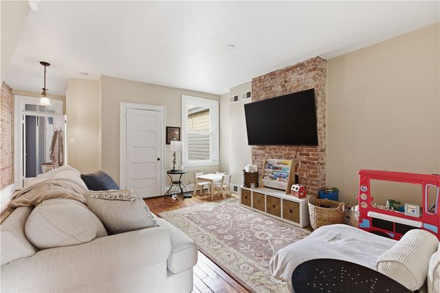 312 2nd St, Aspinwall, PA 15215
