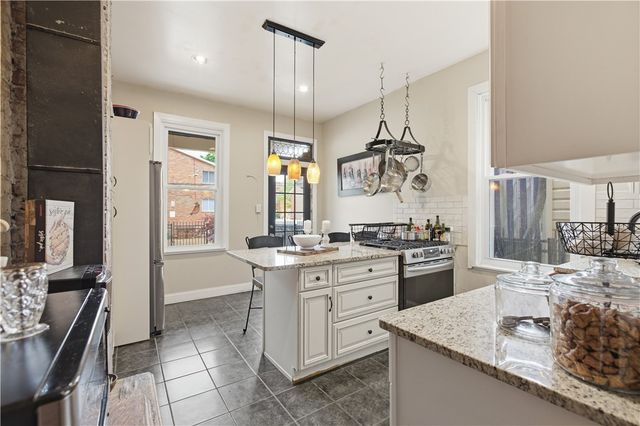 312 2nd St, Aspinwall, PA 15215