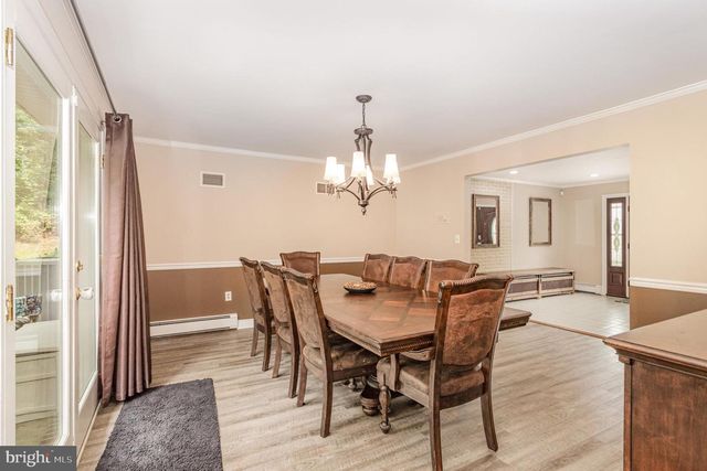 3 DICKEN DR, Marysville, PA 17053