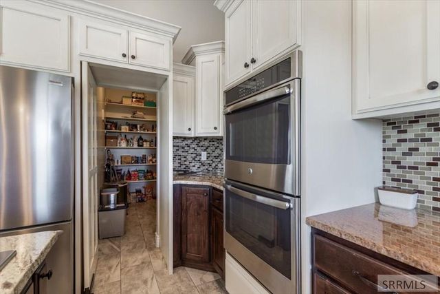 653 S 4th E, Rexburg, ID 83440