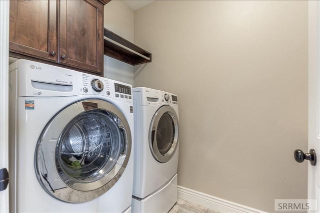 653 S 4th E, Rexburg, ID 83440