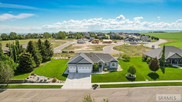 653 S 4th E, Rexburg, ID 83440