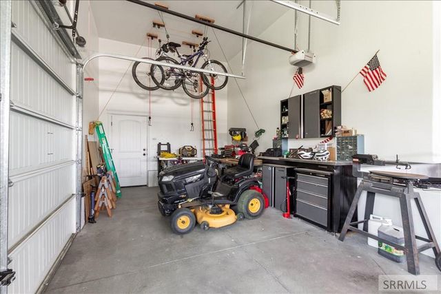 653 S 4th E, Rexburg, ID 83440