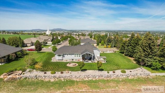 653 S 4th E, Rexburg, ID 83440