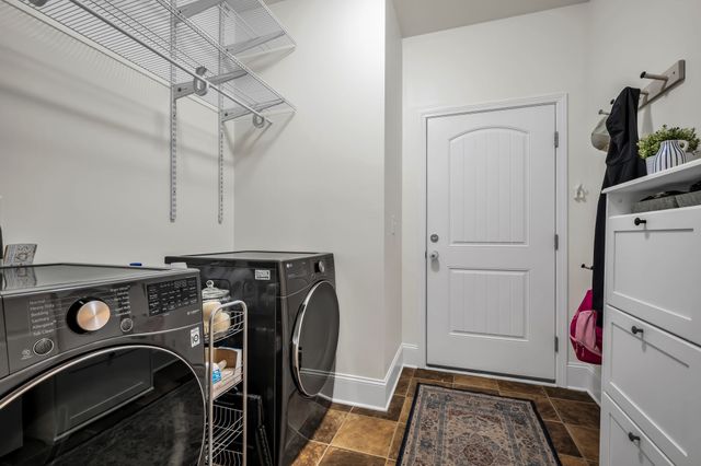 7324 Riverfront Dr, Nashville, TN 37221
