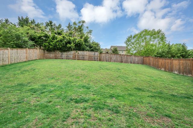 7324 Riverfront Dr, Nashville, TN 37221