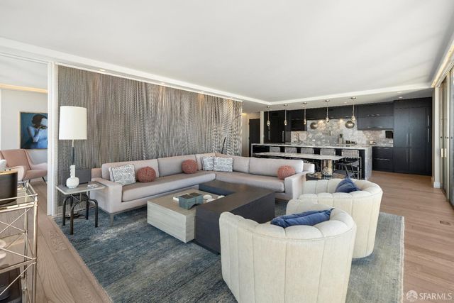 999 Green Street 1801, San Francisco, CA 94133