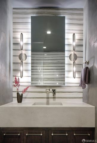 999 Green Street 1801, San Francisco, CA 94133