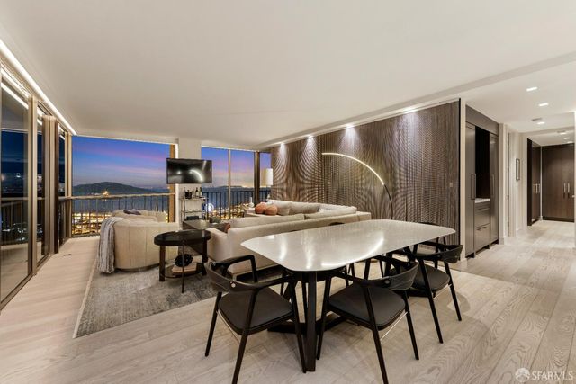 999 Green Street 1801, San Francisco, CA 94133