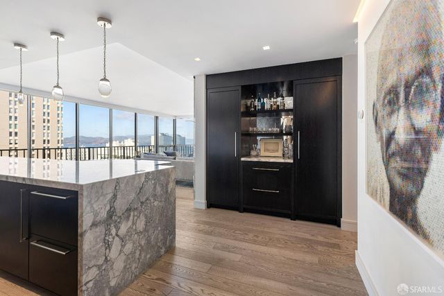 999 Green Street 1801, San Francisco, CA 94133