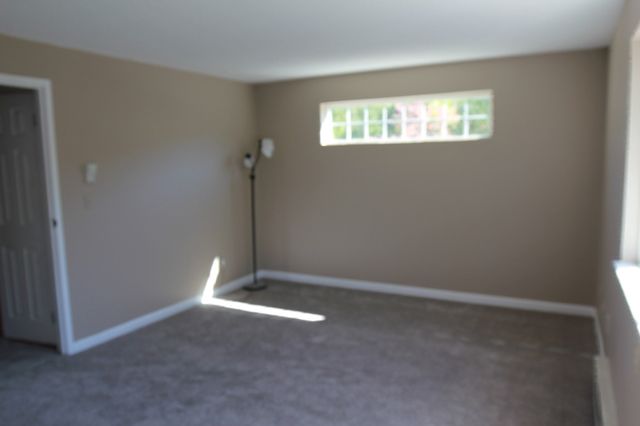 14 Nancy Rd 6, Easton, MA 02375