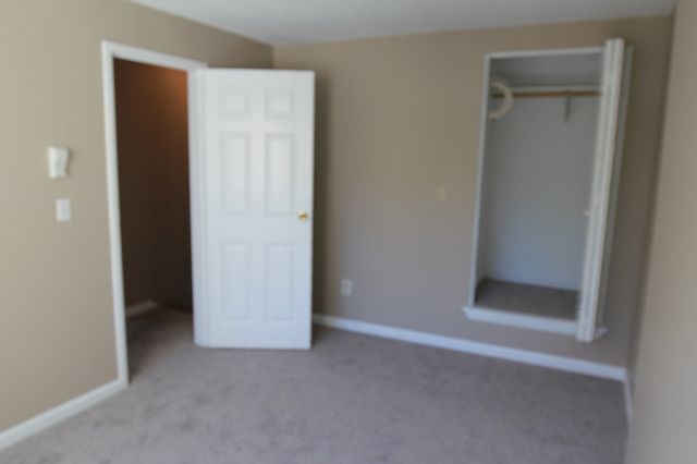 14 Nancy Rd 6, Easton, MA 02375
