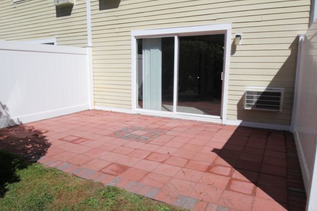 14 Nancy Rd 6, Easton, MA 02375