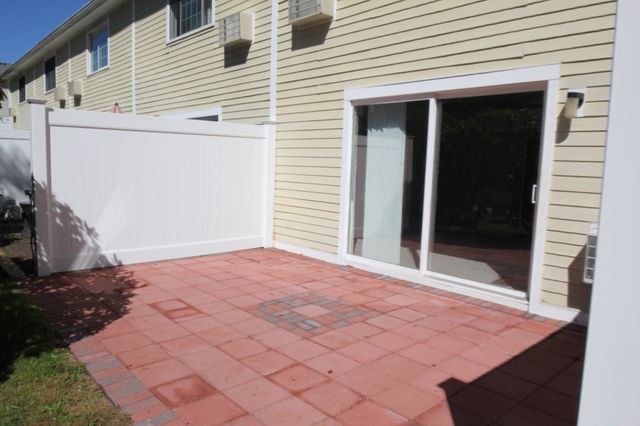 14 Nancy Rd 6, Easton, MA 02375