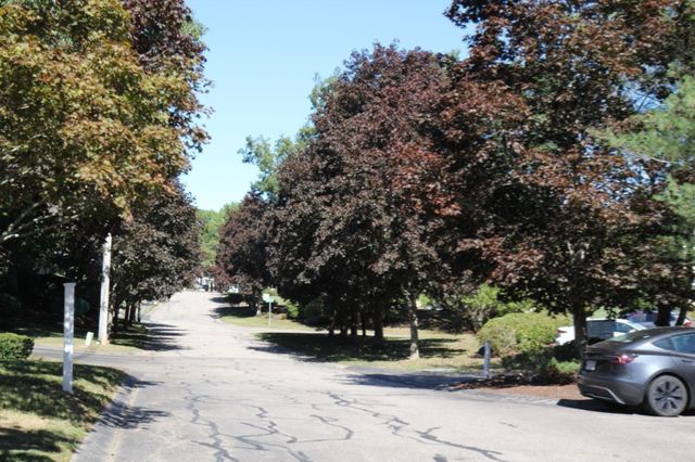 14 Nancy Rd 6, Easton, MA 02375