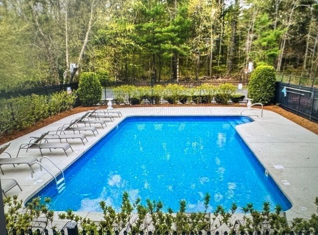 14 Nancy Rd 6, Easton, MA 02375