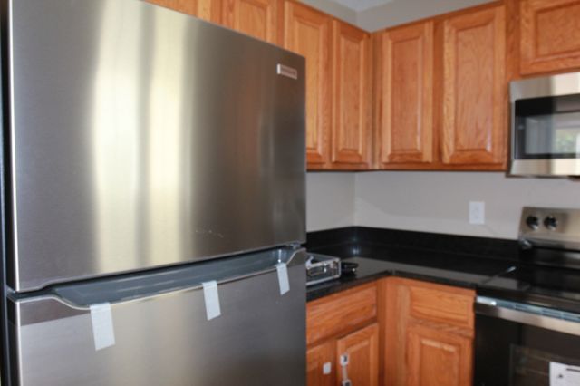 14 Nancy Rd 6, Easton, MA 02375