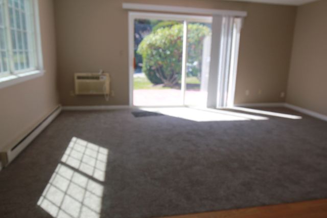 14 Nancy Rd 6, Easton, MA 02375