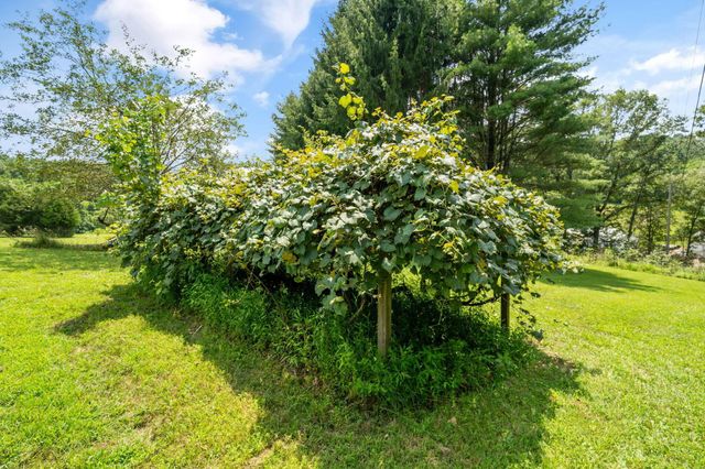 9168 Bremen Road, Logan, OH 43138