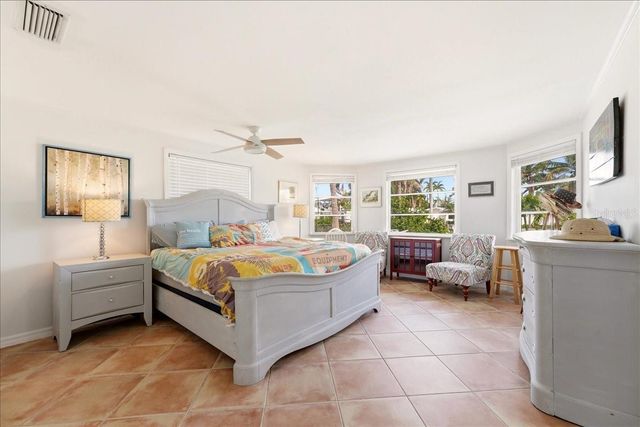 508 83RD STREET, Holmes Beach, FL 34217