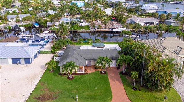 508 83RD STREET, Holmes Beach, FL 34217