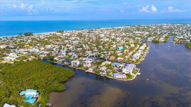 508 83RD STREET, Holmes Beach, FL 34217