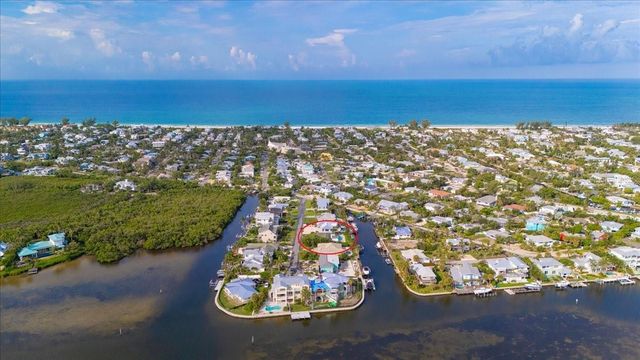 508 83RD STREET, Holmes Beach, FL 34217