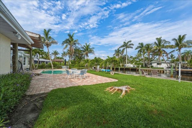 508 83RD STREET, Holmes Beach, FL 34217