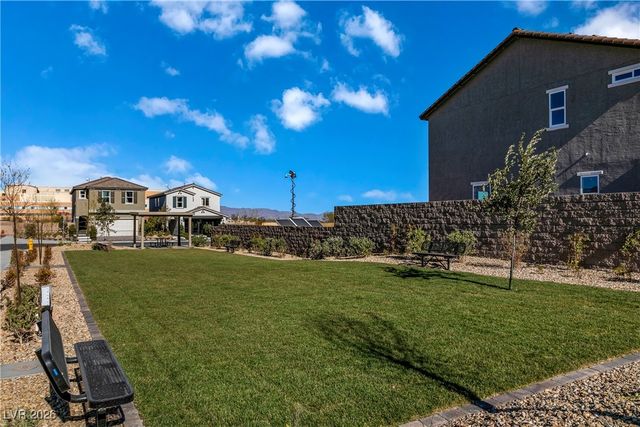 9274 Innot Avenue, Las Vegas, NV 89148