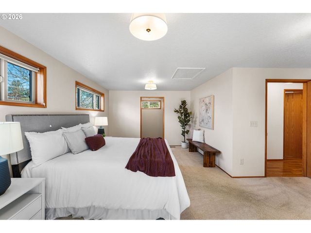 3211 Se 66TH Ave, Portland, OR 97206